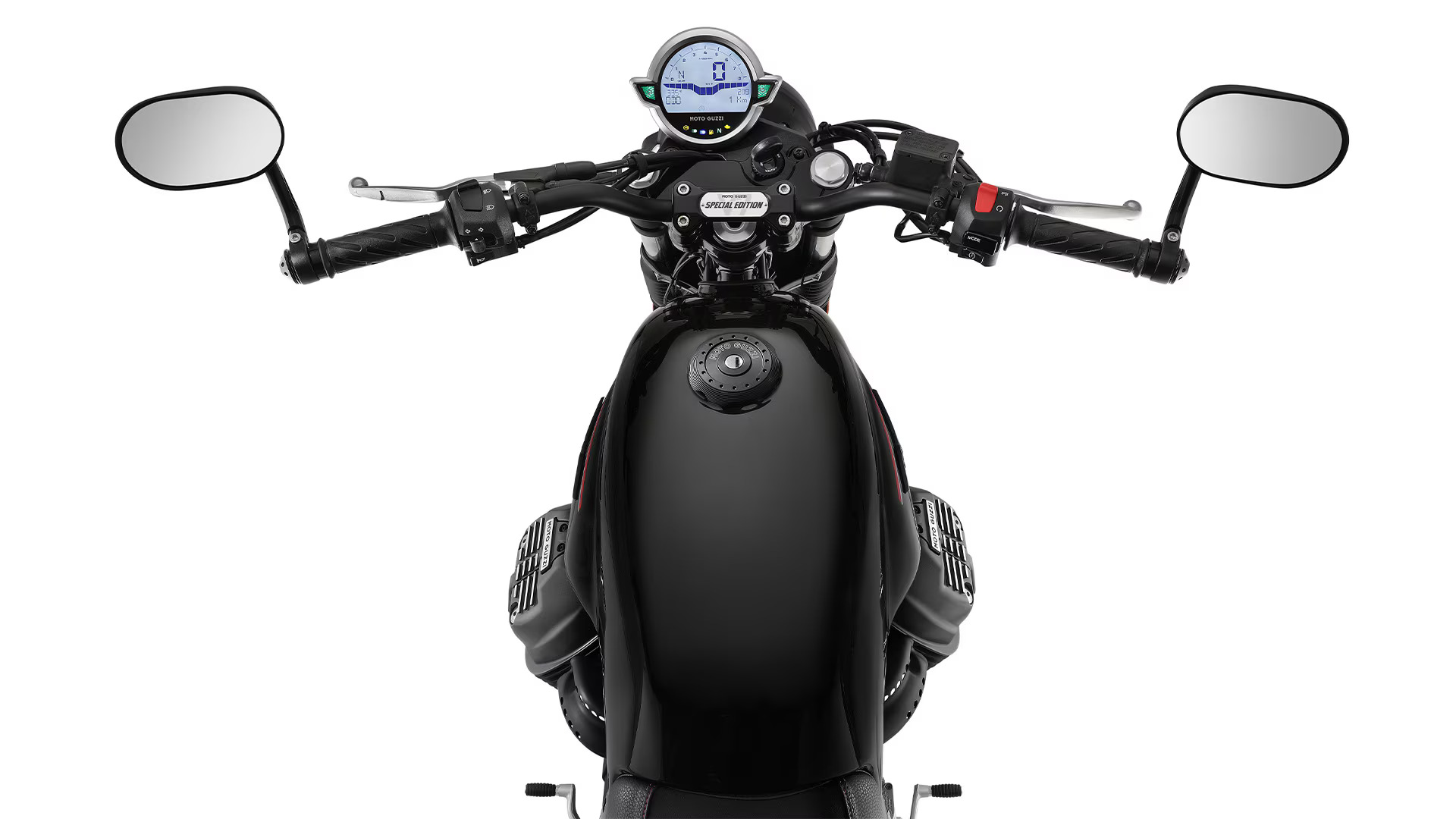 MotoGuzzi_V7_Stone_Special_Edition_34dx_postoguida