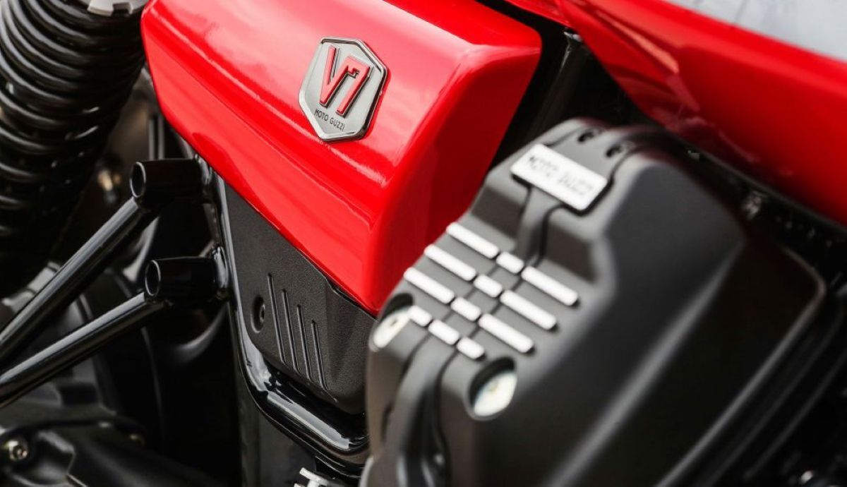 moto-guzzi-v7-stone-corsa-2023-detalles-3_1_1000x575-1