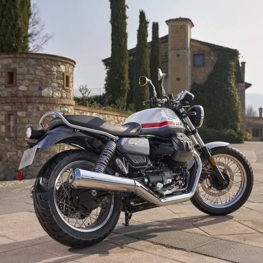 v7special-3-900x900-1