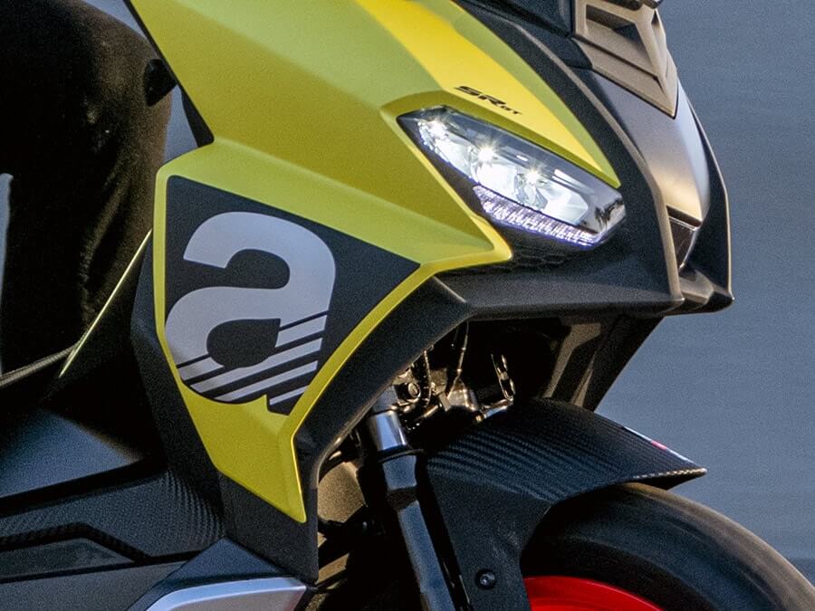 Copia de Aprilia_SR-GT_Tabs_Design_900x675_2